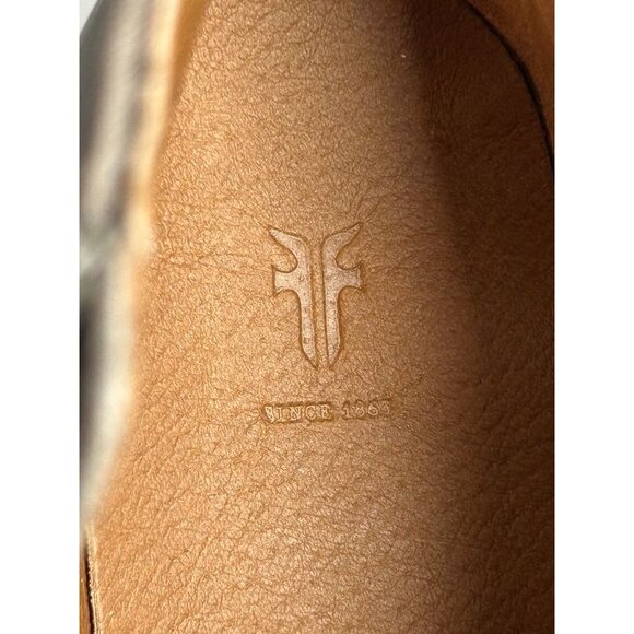 Frye Women's Leather Carson Piping Bootie in Graphite - Sz 10 M - PreOwned - Picture 10 of 13